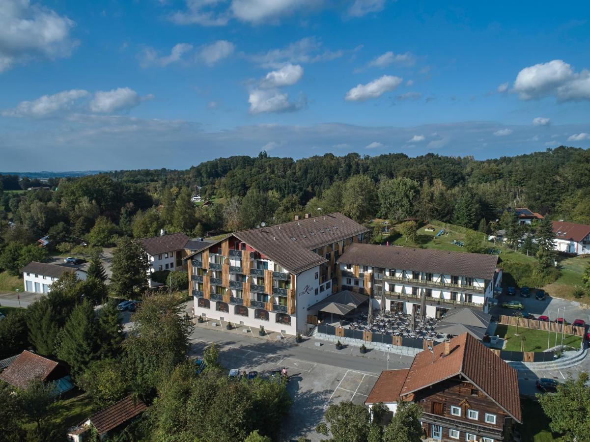 Wellnesshotel Zum Koch Ortenburg Exterior foto